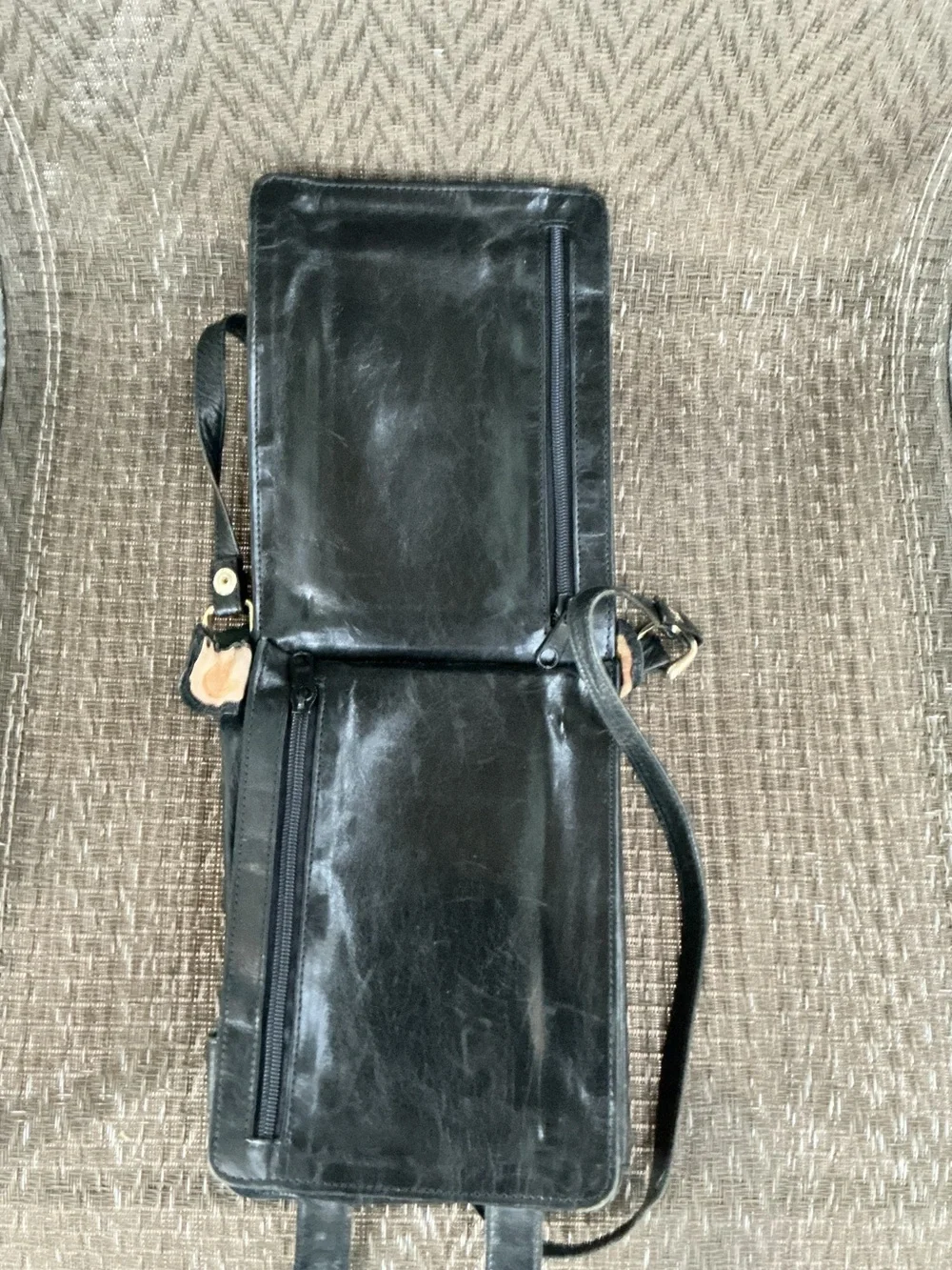 Ricci Men's Black Leather Organizer Crossbody Bag